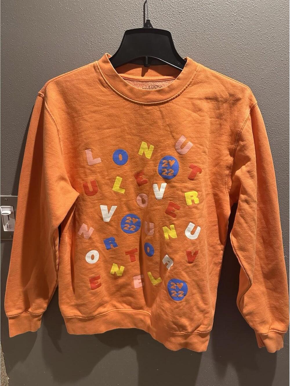 Harry Styles 2022 Love On Tour "Alphabet Soup" crewneck sweatshirt Medium